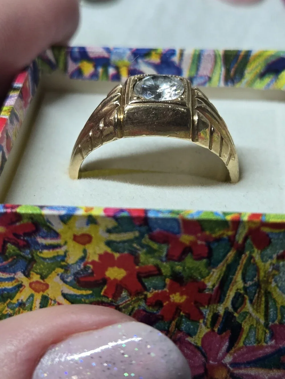 Vintage Gold Men's Ring with Clear Center Stone